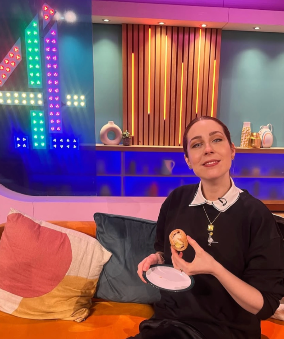 Embroidered Pigeon sweatshirt